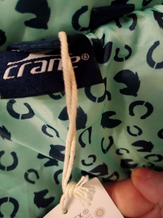 Продам жилет для девочки