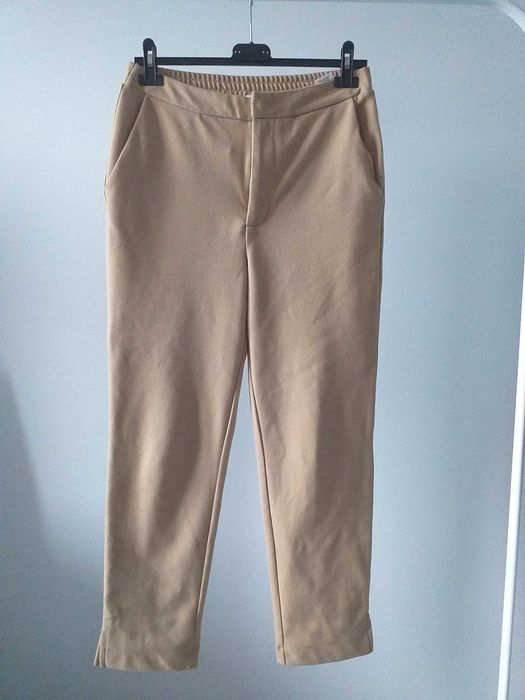 Damskie spodnie materiałowe Sinsay M