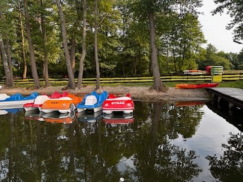 Sylwester#Domki nad jeziorem#działka z linią brzegową#sauna#jacuzzi