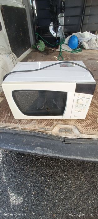 Beliche, colchão de casal, jogo de mesas