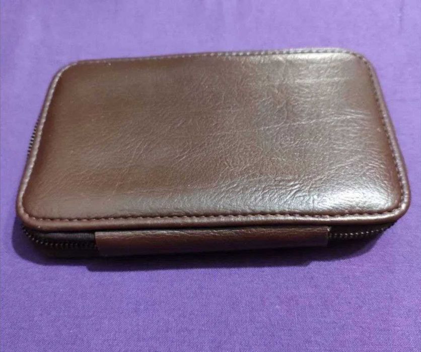 Несесер манікюрний