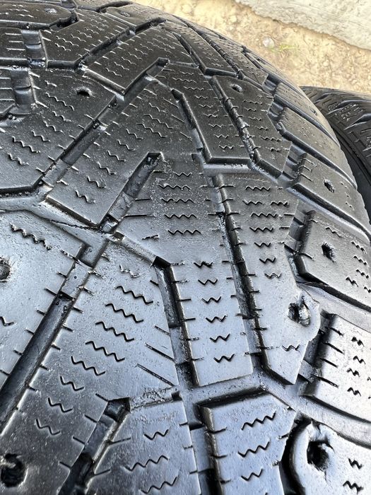 215 65 r16 Pirelli Winter Ice Zero