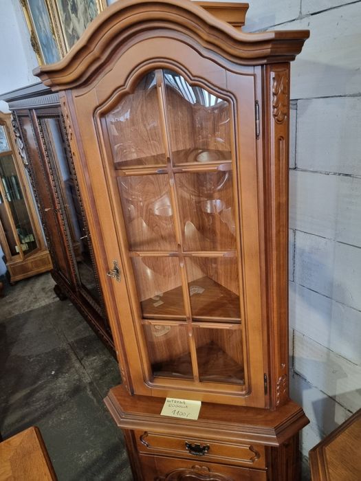 witryna dębowa rogowa