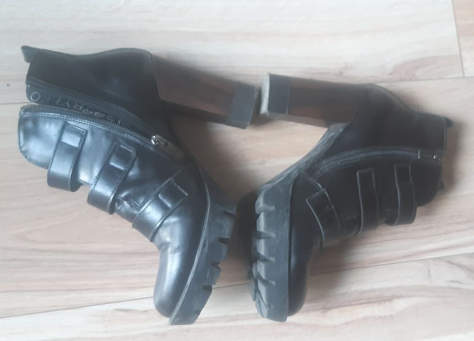 Buty na koturnie Ryłko R. 37