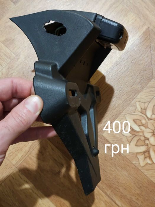 Кріплення номера для мотоцикла