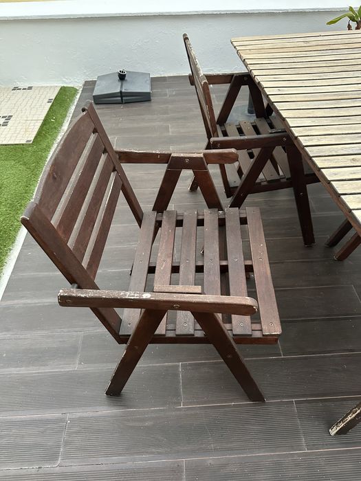 Mesa + 4 cadeiras exterior