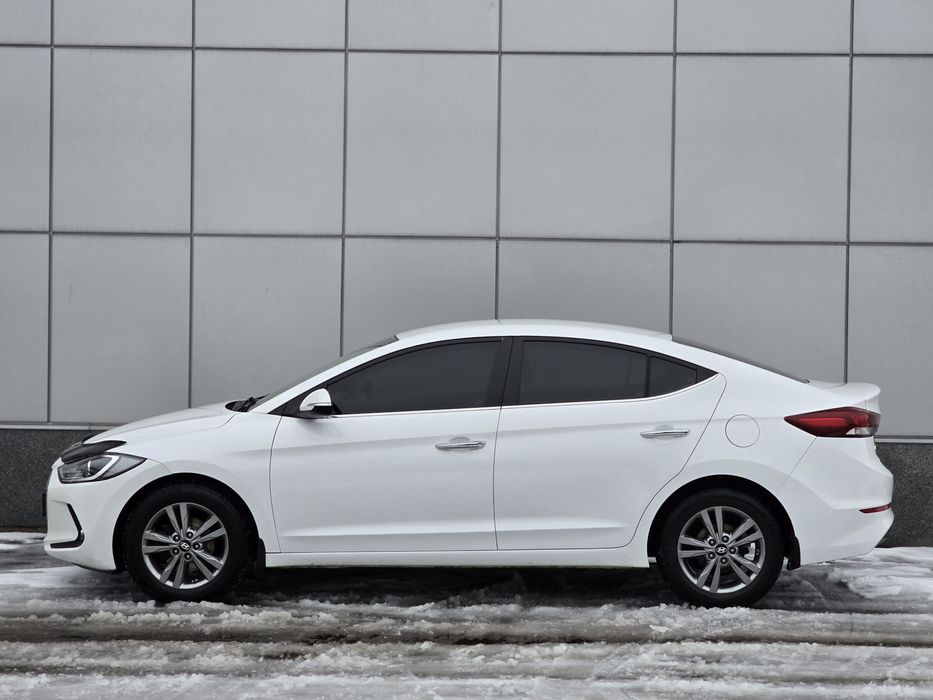 Продам свою Hyundai Elantra 1.6л -  2016г ( ОФИЦИАЛ,  ПЕРВЫЙ ХОЗЯИН  )