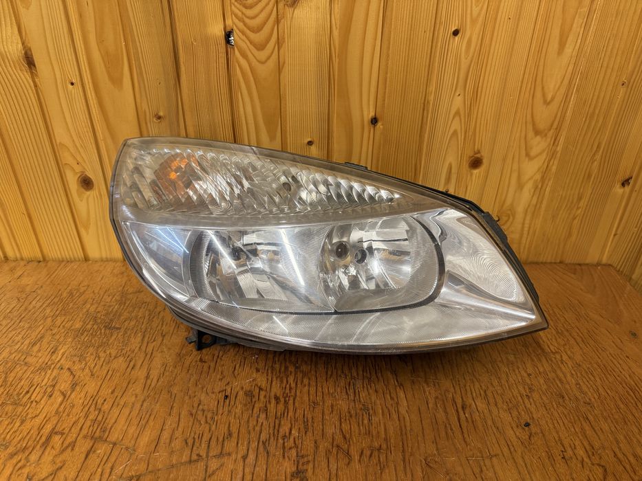 Передня Фара рено сценік 2 фонар ліхтар правий scenic 2