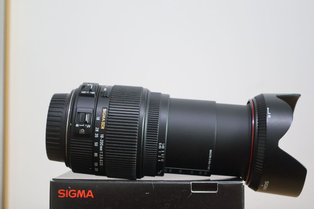 Sigma 18-200mm F/3.5-6.3 II HSM - Canon EF