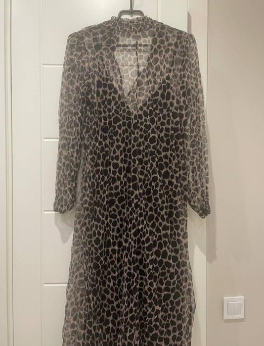 Сукня Zara в леопардовому принті
