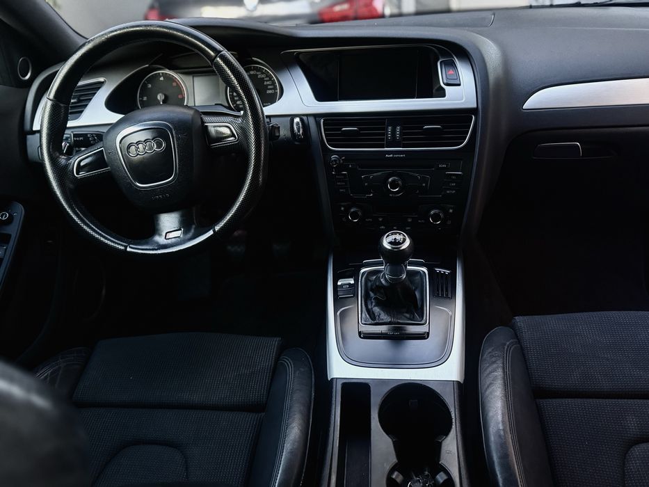 Audi A4 B8 S-Line – Excelente Estado