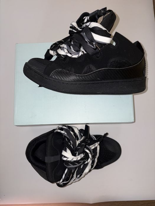 кросівки ланвін 44 сайз