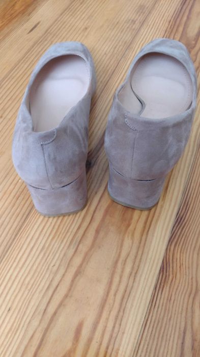 Туфлі жіночі бежеві