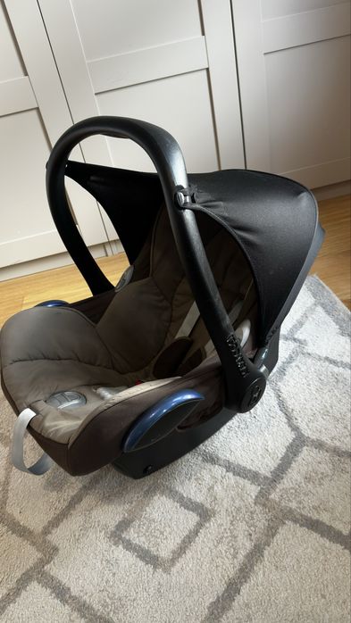 Fotelik - nosidelko Maxi Cosi