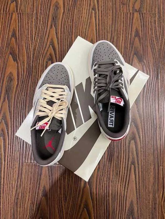 Jordan 1 Retro Low OG SP Travis Scott Reverse Mocha R.41