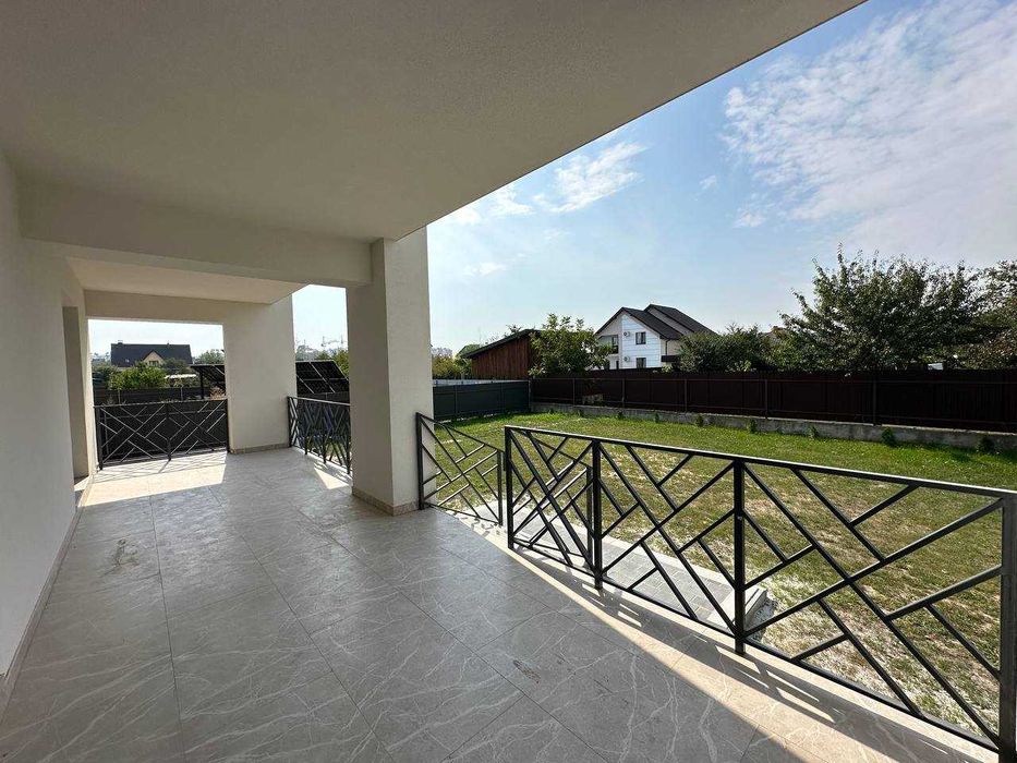 Продається окремий будинок в Крихівцях!