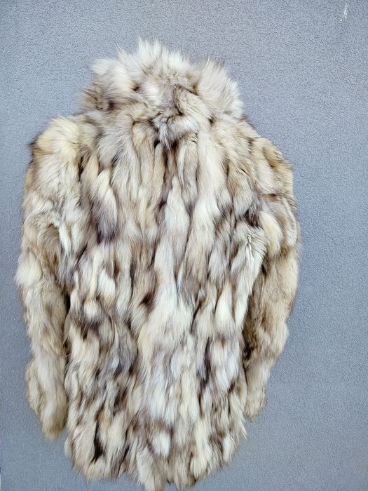Naturalne futro z lisa vintage 42 jasne srebrno-kremowe