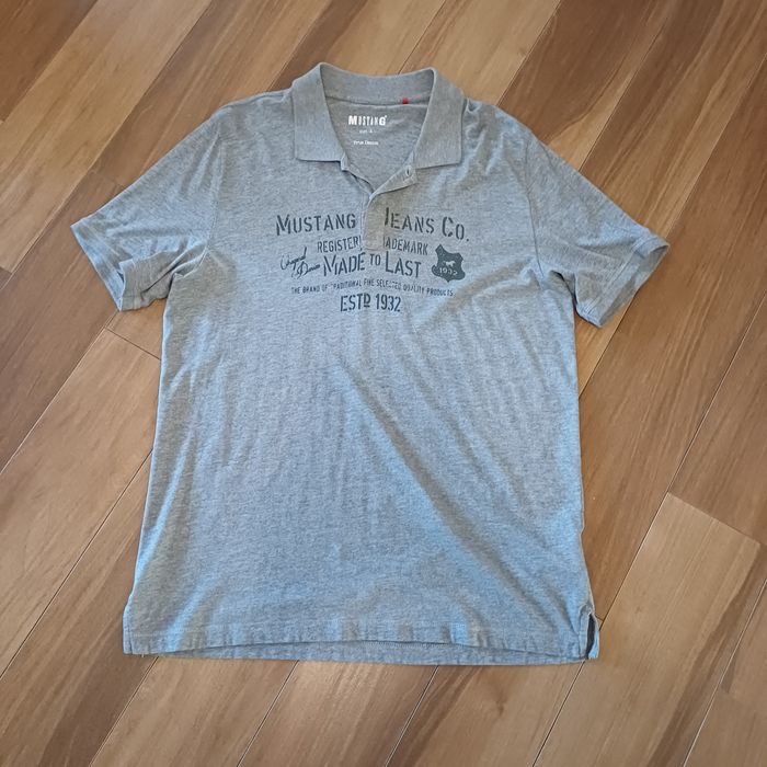Szara koszulka polo Mustang r L/XL