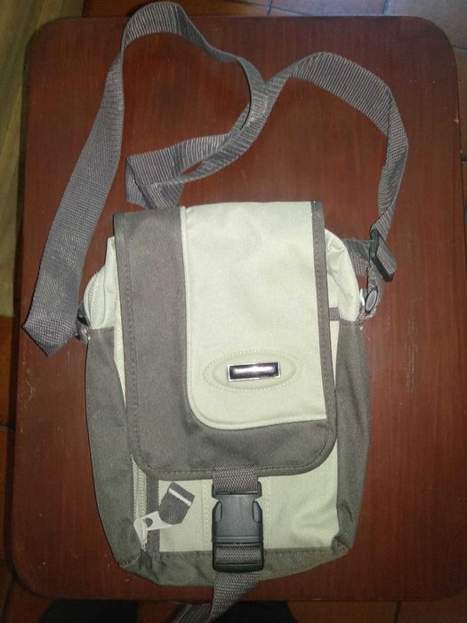 bolsa em tecido em estado novo