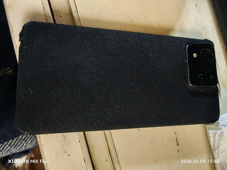 ASUS zenfone 11 ultra