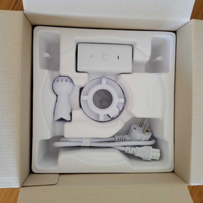 Ubiquiti Unifi Device Bridge Pro