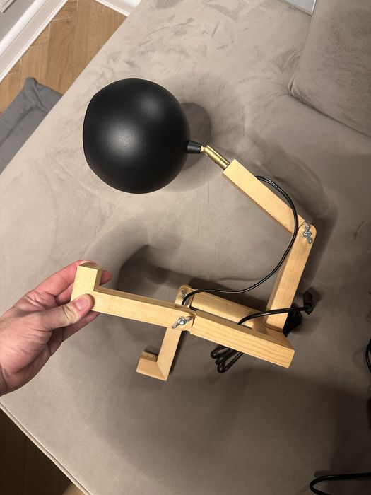 2x lampka nocne/biurko drewniane w krztałcie ludzika