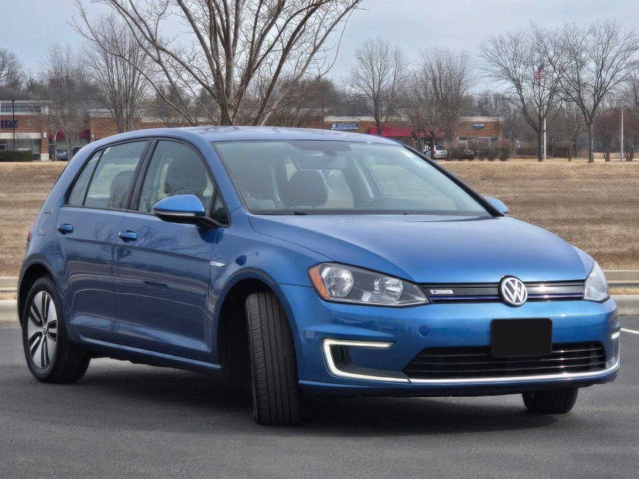 Volkswagen e-Golf SEL Premium      2016