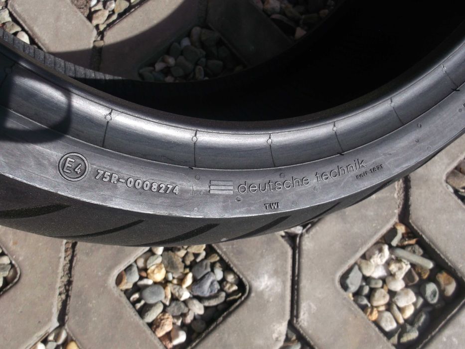 opona 190/50ZR17	Continental Conti Road Attack 3 dot4121 2,2mm