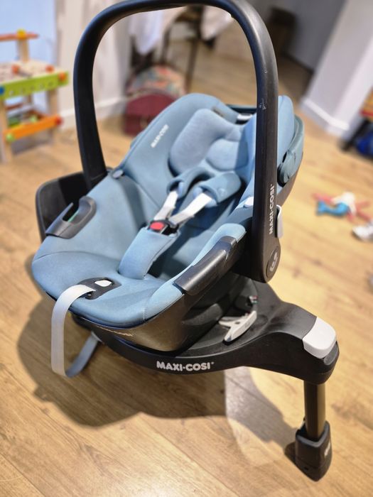 Fotelik Maxi-Cosi Pebble 360 + obrotowa baza FamilyFix 360!