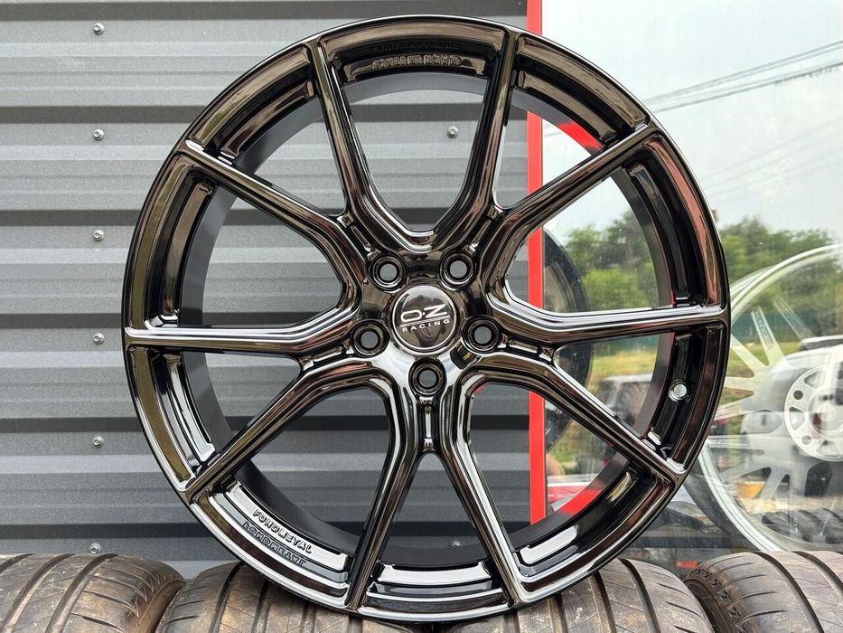 Fondmetal R19 5x114.3 Nissan Mitsubishi Toyota Honda Kia Hyundai