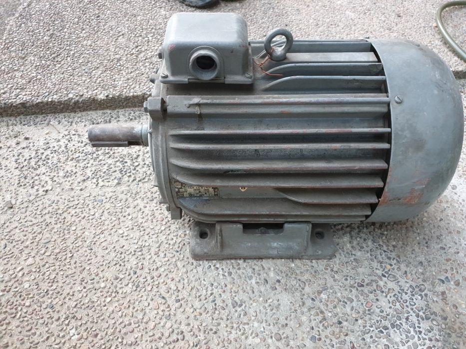 Silnik elektryczny 7,5KW 3f SZje 44b elektrim