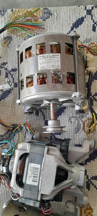 Motores  máquinas  lavar só tenho os em alumínio..e ventilador