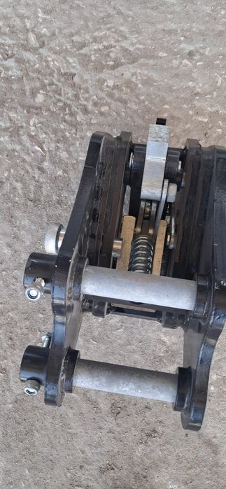 Engate rapido maanual para giratórias