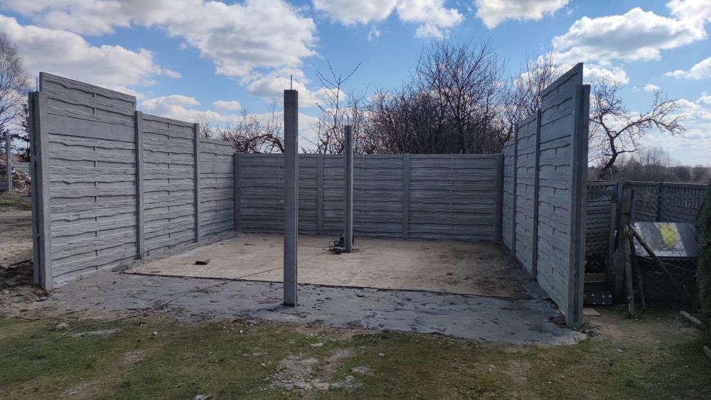 Słupki betonowe: wiaty, garaże z płyt betonowych