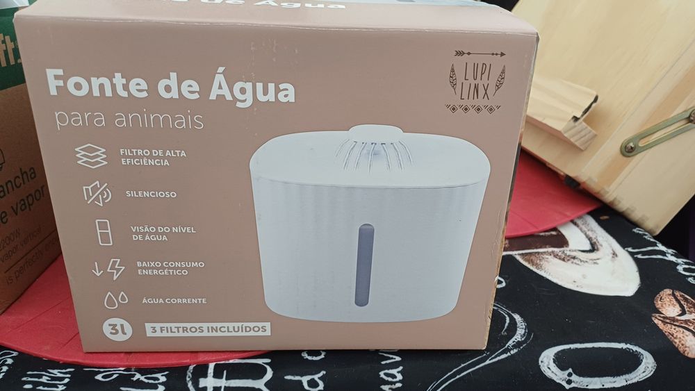Fonte de água para animais64297808529922120