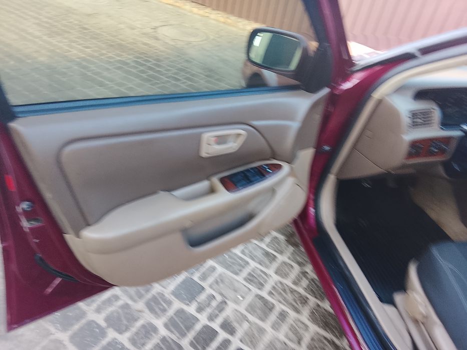 Продаю Toyota Camri