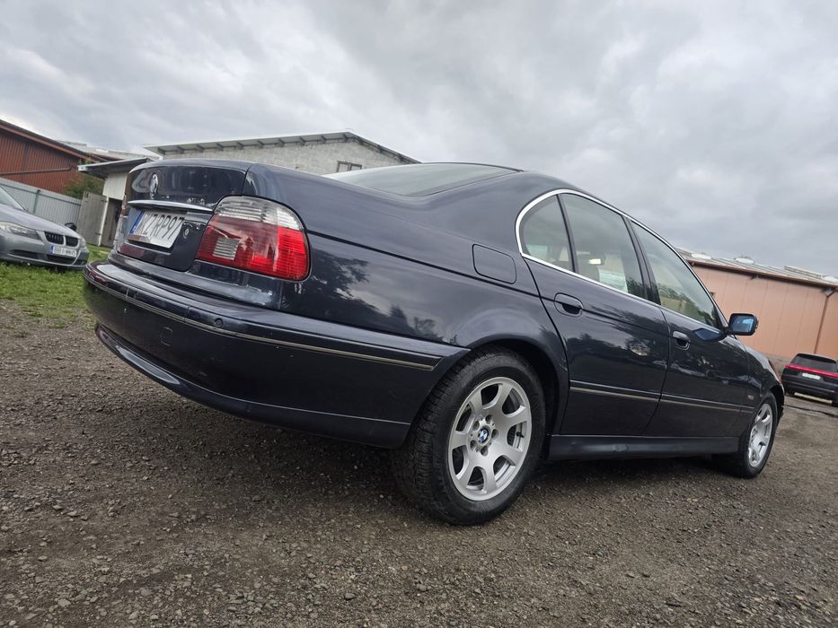 BMW E39 polift "skóry navi"