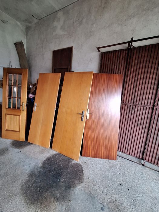 Mobilia  cerne como nova