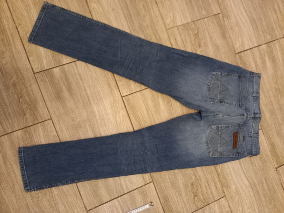 Jeansy wrangler s