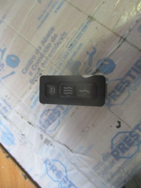Botão / interruptor aquecimento de bancos BMW Z3 Roadster (E36)