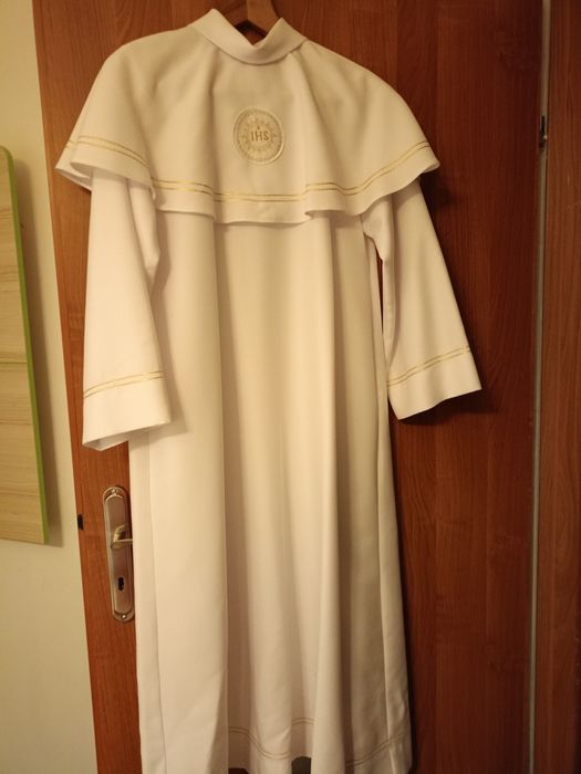 Alba komunijna dziewczynka