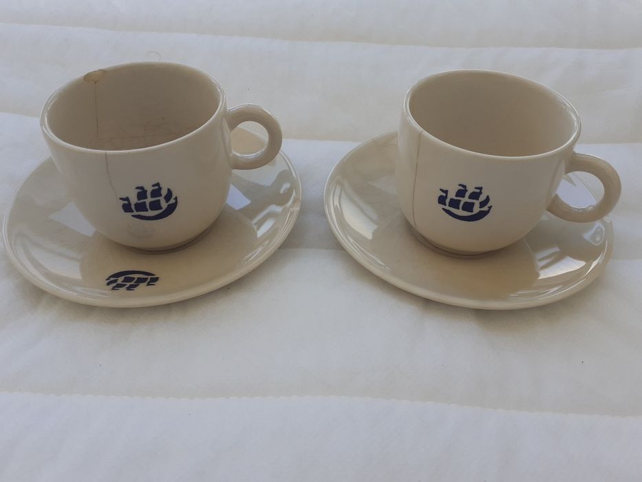 Chávenas de café da Fábrica da Loiça de Sacavêm