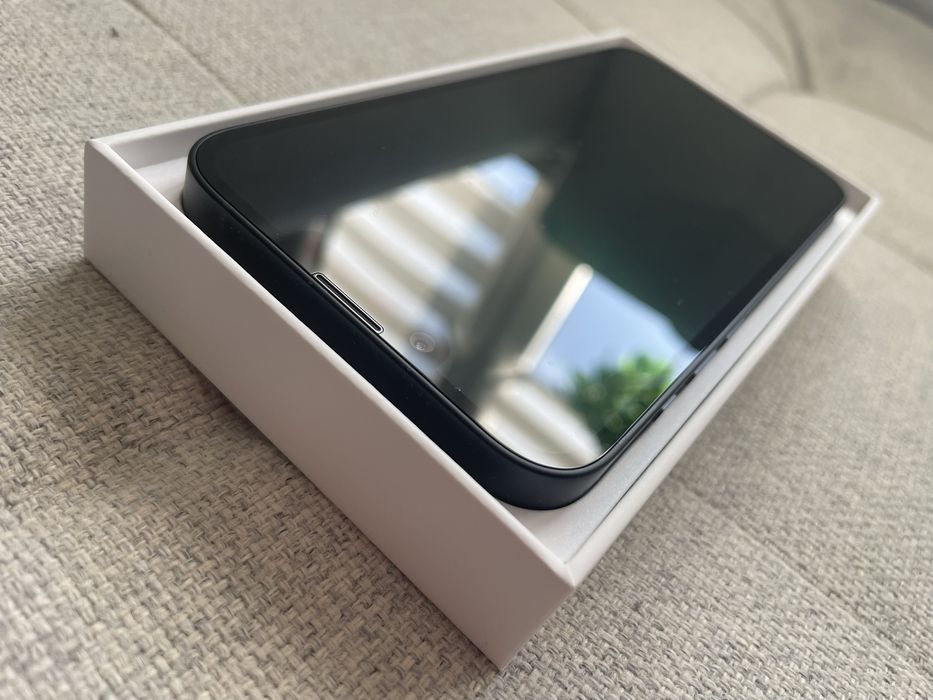 SMARTFON APPLE iphone 16e 128GB czarny oryginał gwarancja NOWY