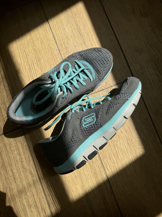 Кросівки Skechers Shape-Ups 12470 Fitness