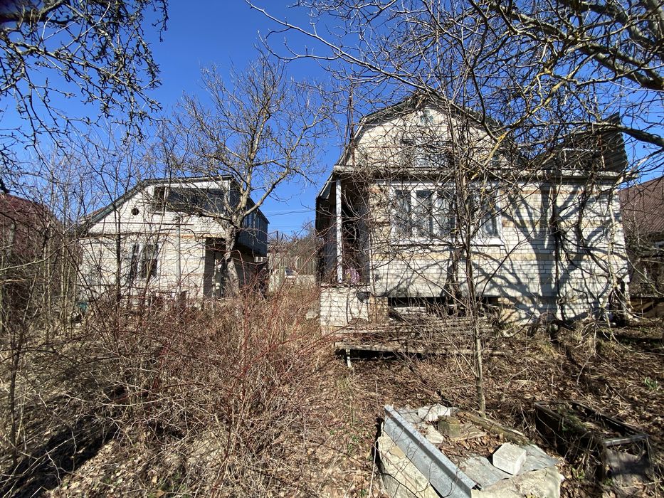 Цегляний 2 поверховий будинок, гараж с. Ясногородка Фастівський р-н