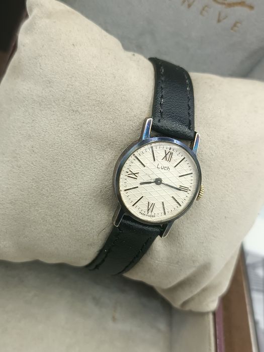 Zegarek damski Łucz mechaniczny vintage retro