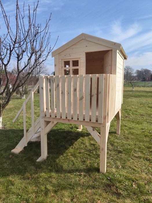 Domek Wiktor plac zabaw dla dzieci producent ślizg huśtawki