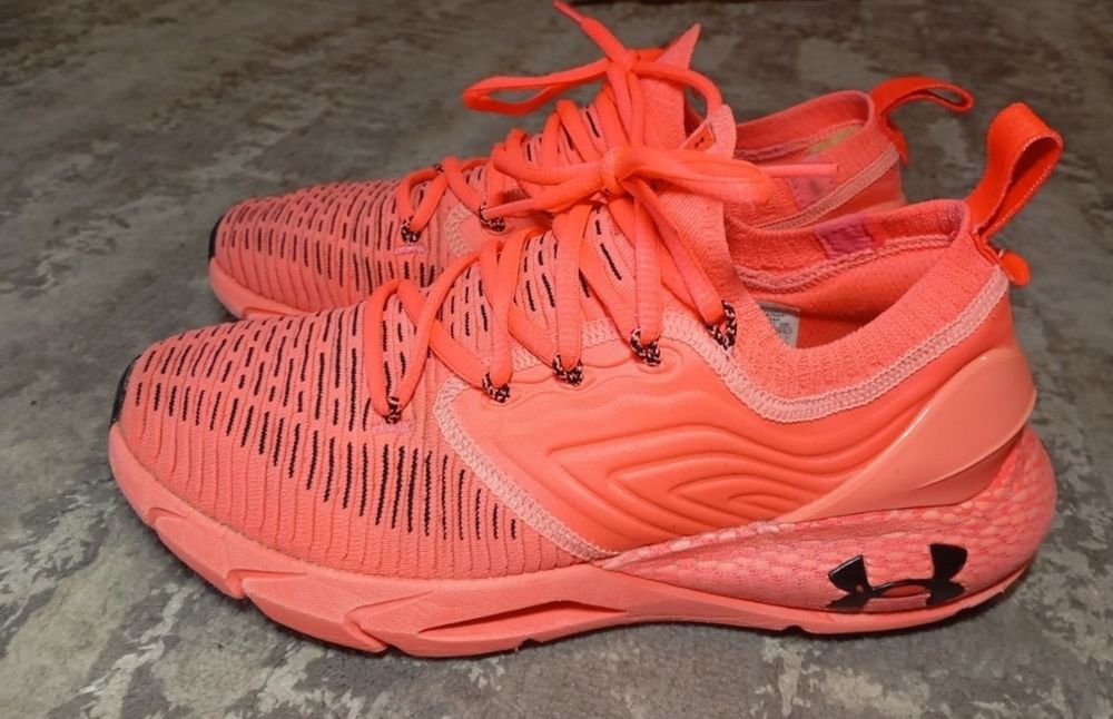 Under Armour. p.- 38.5 (маломірять)