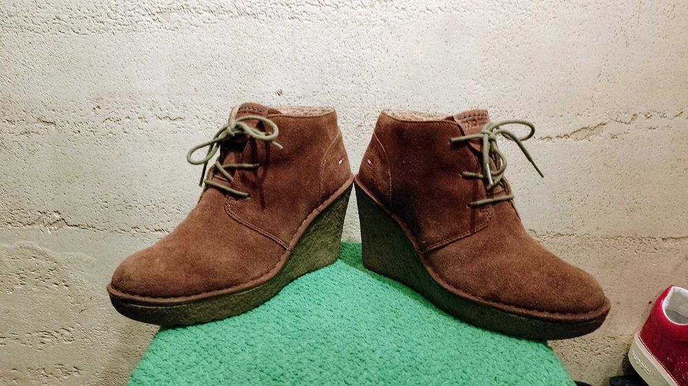 Ocieplane botki TOMMY HILFIGER GILL 1 r.40 skóra stan bardzo dobry