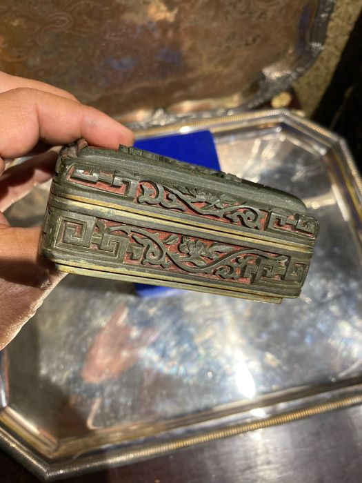 Caixa Laca Chinesa Cinnabar Séc XIX 15,5 cm